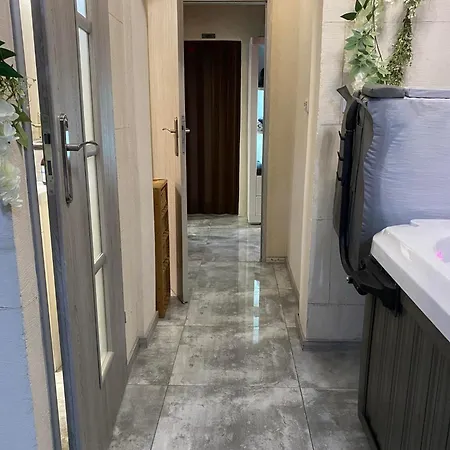 Bm Jacuzzi & Sauna Na Wylacznosc דירה *