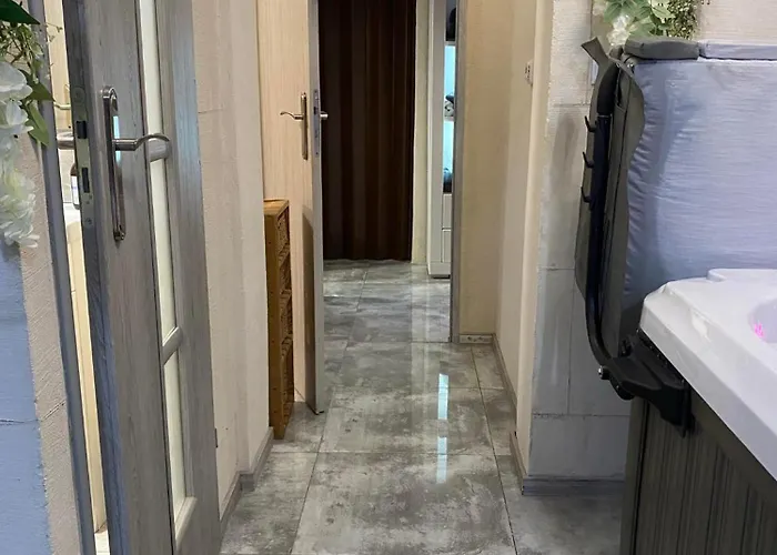 Bm Jacuzzi & Sauna Na Wylacznosc Apartamento *